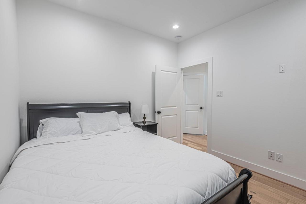 Luxury 3Br, Ks Bed Mins Away 4Rm Dtown, Med Ctr Villa Хюстън Екстериор снимка